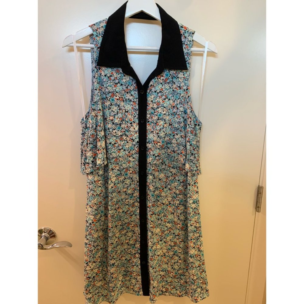 BCBGeneration Sleeveless Floral Dress Sz M